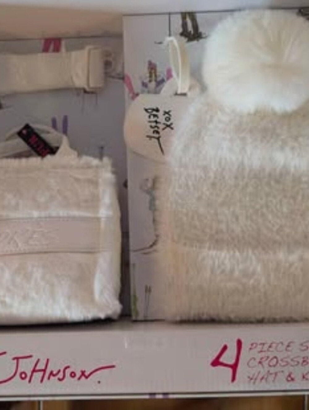 Betsey Johnson Cream Fuzzy Pom-Pom Accent Set